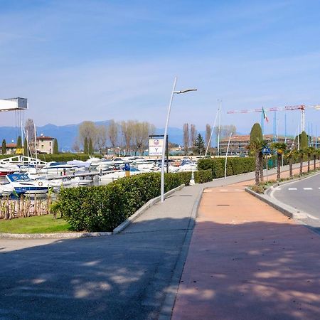 Azzurra Suite - Monolocale Con Piscina E Wifi Sirmione Extérieur photo