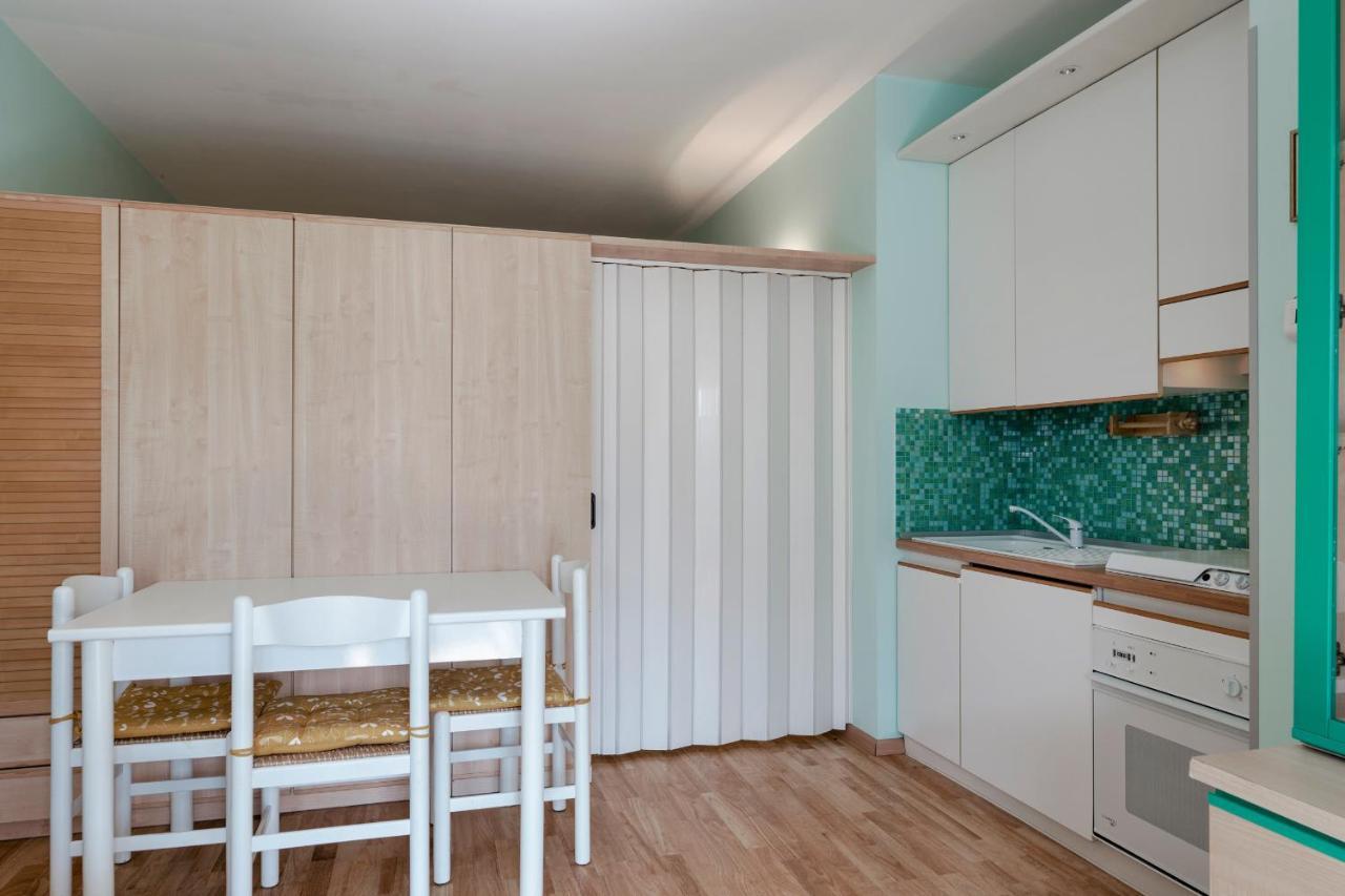 Azzurra Suite - Monolocale Con Piscina E Wifi Sirmione Extérieur photo